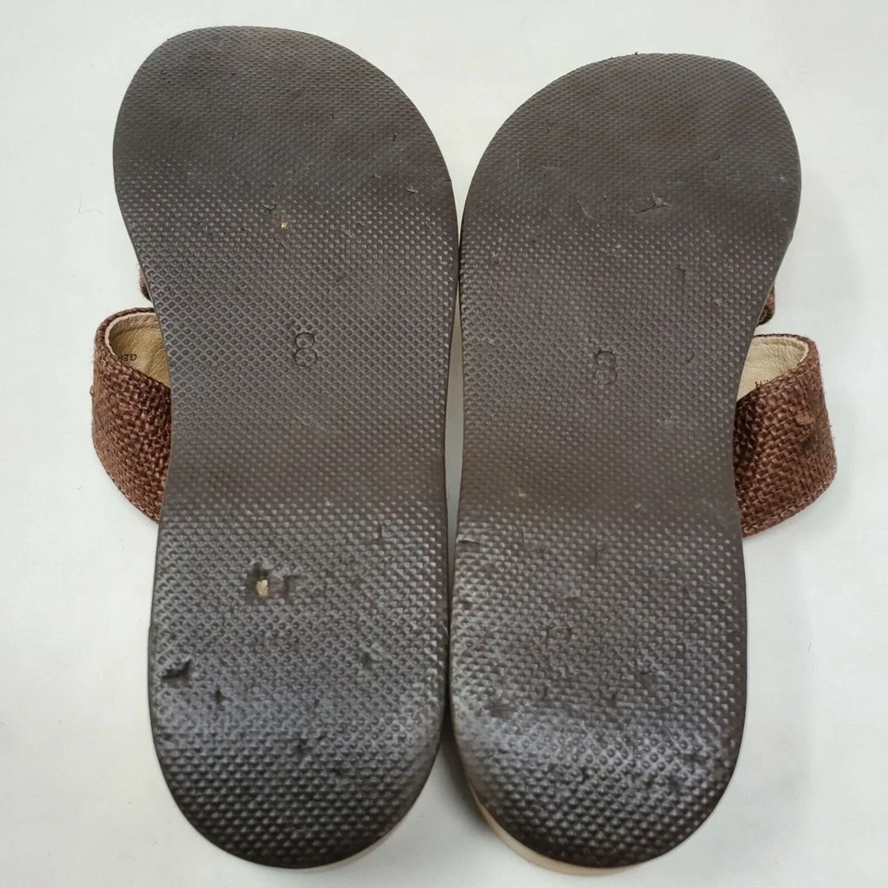 LL BEAN Leather Strappy Slip On Sandal Brown Weave